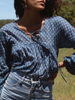 Daughters of India Rashmi Blouse in Navy